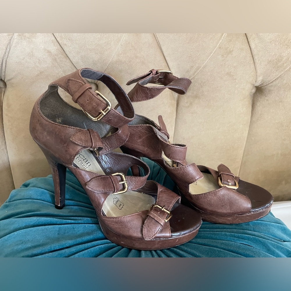 Cathy Jean Brown Platform Heels Sandals Buckles Size 7